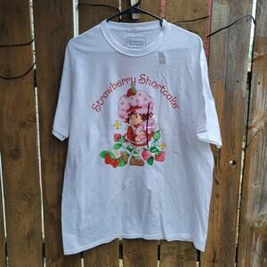 NWT Strawberry & Shortcake Size XL